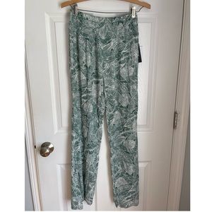 O’Neill green and white printed beach pants